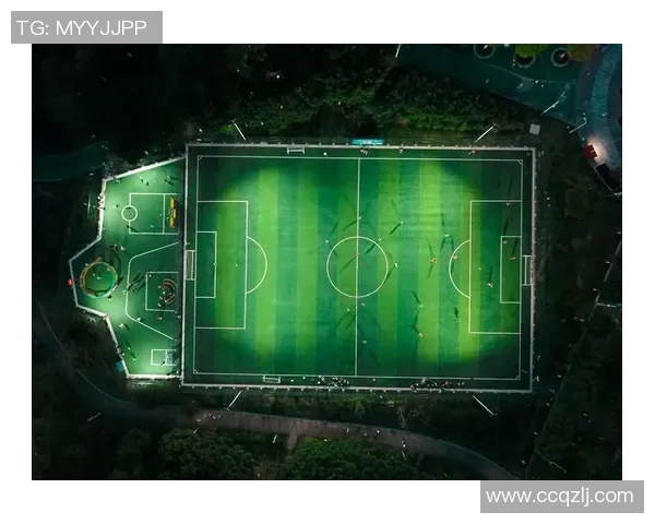 凝固的绿茵瞬间静态壁纸展现足球巨星永恒风采